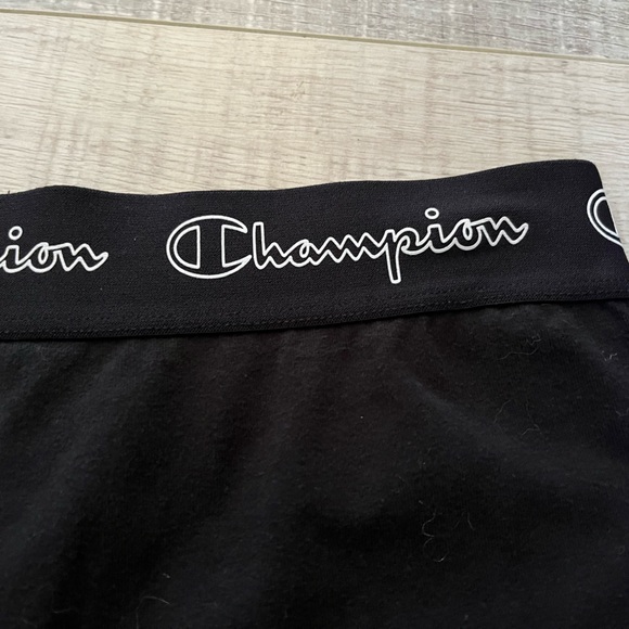 🔥3 FOR 25$ black champion biker shorts - Picture 3 of 3